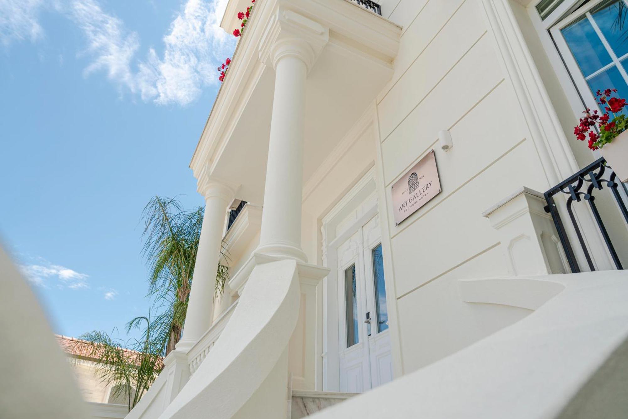 Art Gallery Boutique
