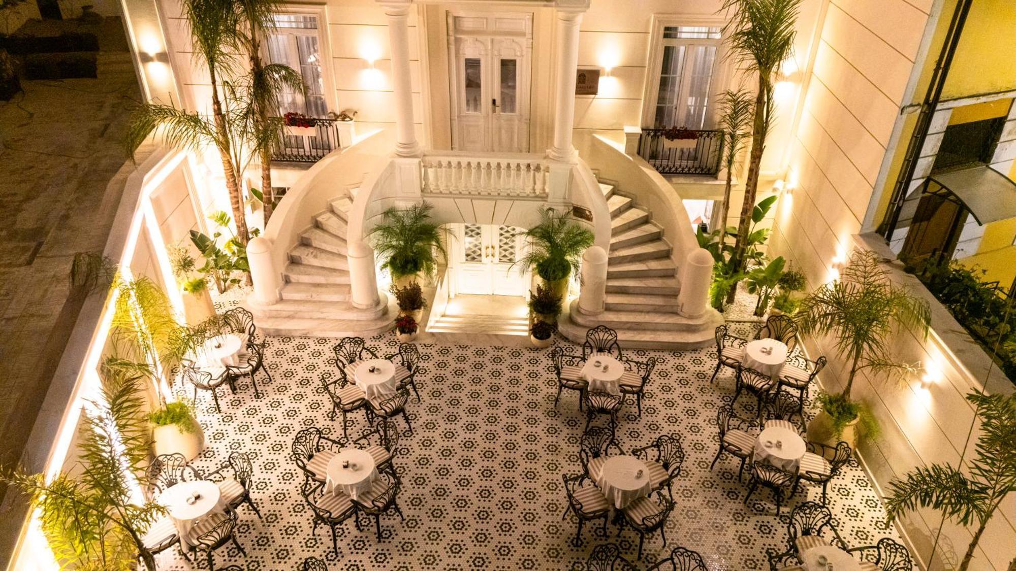 Art Gallery Boutique Hotel 4*